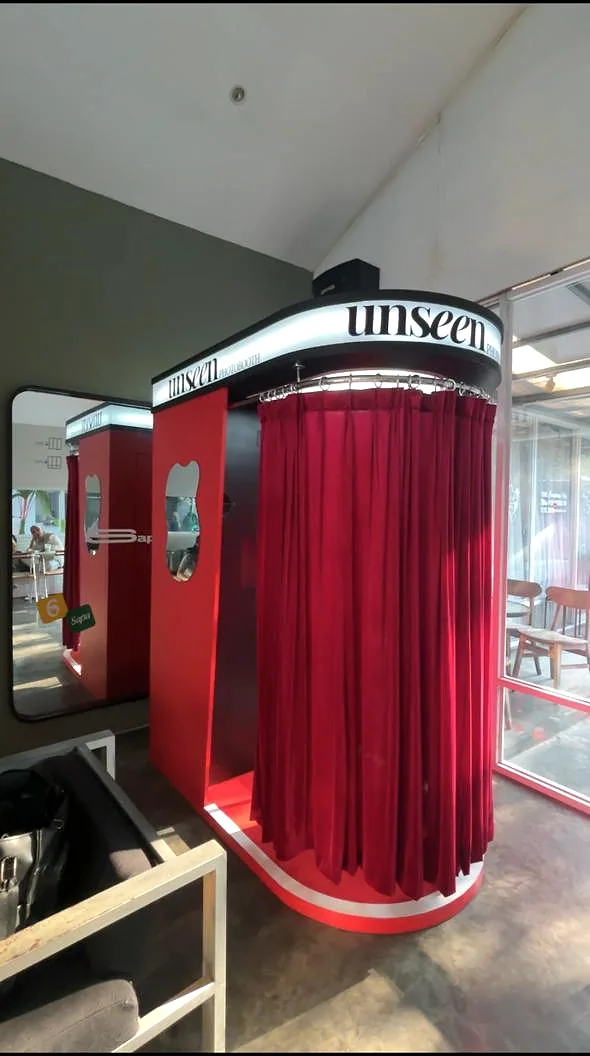 Unit di lokasi — dokumentasi Photobooth SagaTech
